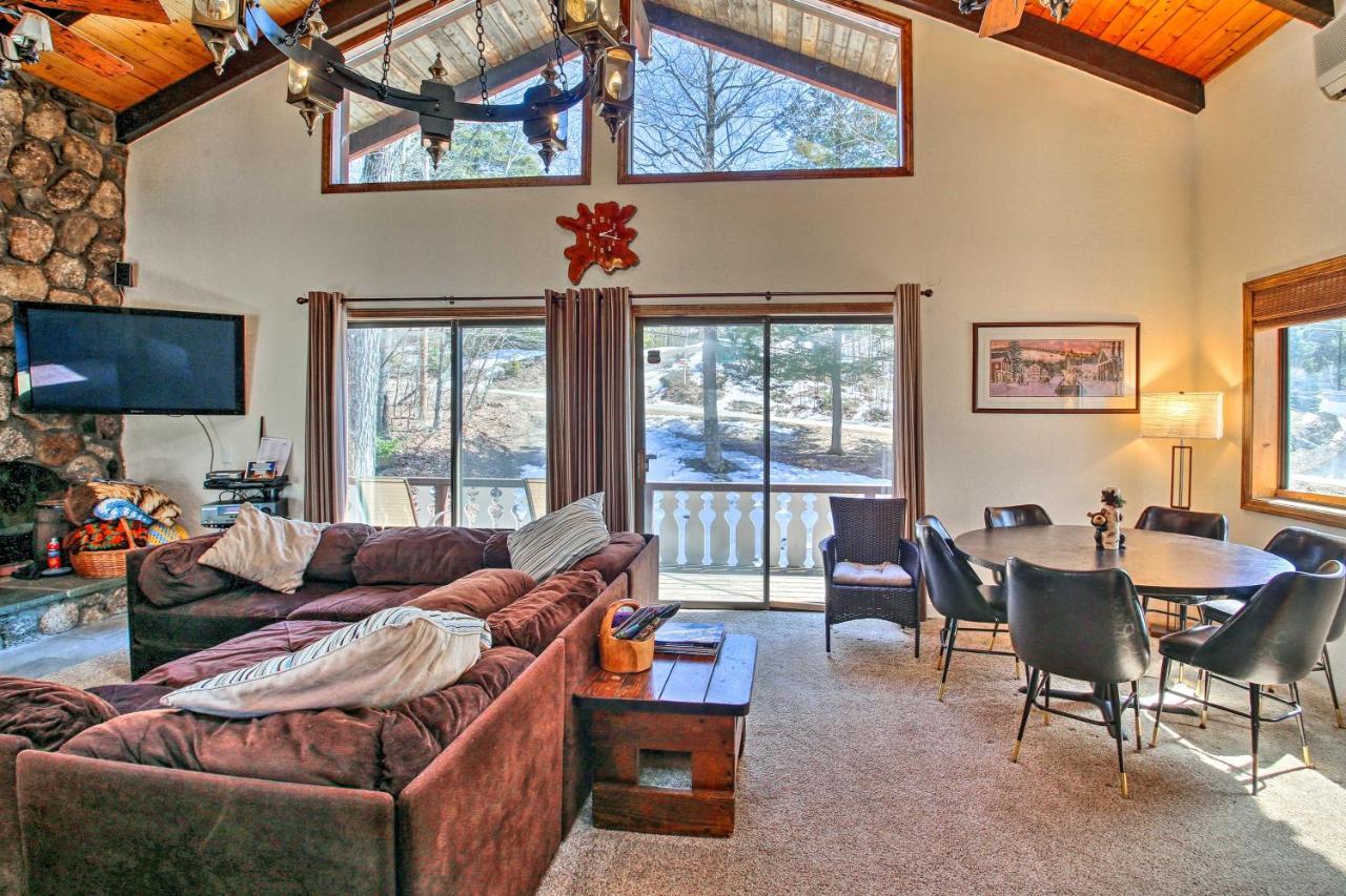 Swiss-Style Chalet With Fireplace - Near Story Land! Bartlett Bagian luar foto